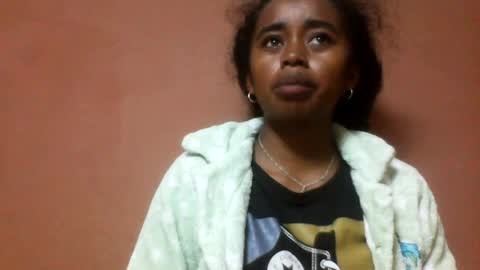 Snapshot of avontsoaldy chatting on July 6, 5:04 am avontsoaldy online show from July 6, 5:04 am