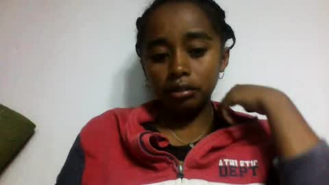 Snapshot of avontsoaldy chatting on July 13, 3:31 am avontsoaldy online show from July 13, 3:31 am