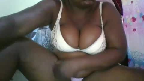 Snapshot of avril254 chatting on October 1, 7:03 am avril254 online show from October 1, 7:03 am