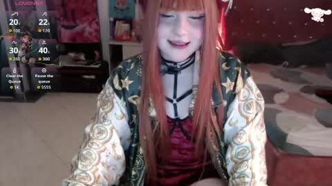 Snapshot of avril2809 chatting on May 29, 6:44 am Abril online show from May 29, 6:44 am