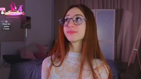 Avril online show from November 7, 9:48 pm