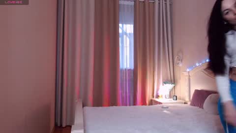 Avrora Inst online show from June 28, 5:41 pm