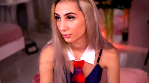 awalynch online show from March 18, 5:32 am