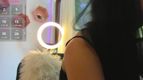 Snapshot of awesome_jolie chatting on July 15, 10:53 am Jolie online show from July 15, 10:53 am