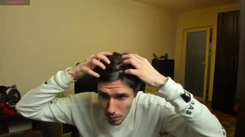 Justin online show from March 6, 2:41 am