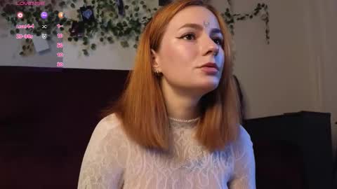 Snapshot of aww_burn chatting on September 16, 4:35 am Tris online show from September 16, 4:35 am