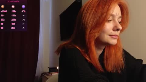 Snapshot of aww_burn chatting on October 17, 4:59 am Tris online show from October 17, 4:59 am