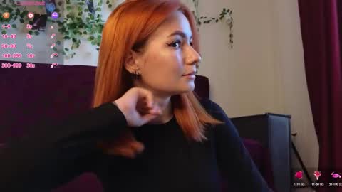 Snapshot of aww_burn chatting on October 24, 4:31 am Tris online show from October 24, 4:31 am