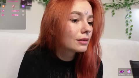 Snapshot of aww_burn chatting on November 15, 2:53 am Tris online show from November 15, 2:53 am