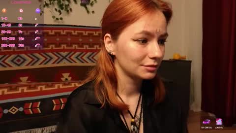 Snapshot of aww_burn chatting on December 14, 2:06 am Tris online show from December 14, 2:06 am