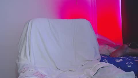 Snapshot of axel_7070 chatting on October 28, 8:44 pm Independiente Model online show from October 28, 8:44 pm