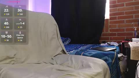 Snapshot of axel_7070 chatting on February 7, 2:32 pm Independiente Model online show from February 7, 2:32 pm