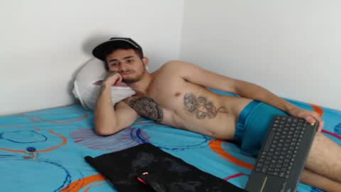 Axel online show from January 10, 6:17 pm