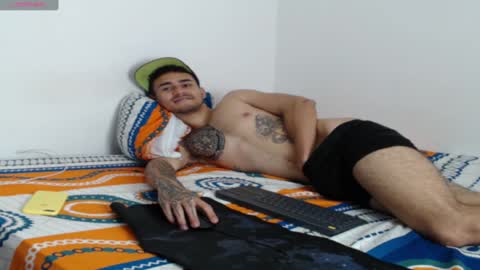 Axel online show from February 6, 2:37 pm