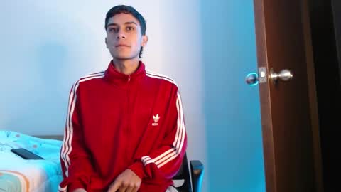 Snapshot of axel_davis_ chatting on October 5, 3:16 am axel davis online show from October 5, 3:16 am