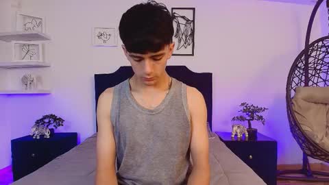 axel_draven online show from October 23, 11:20 am