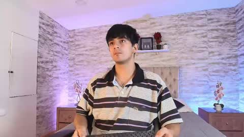 Snapshot of axel_draven chatting on May 25, 12:11 pm axel_draven online show from May 25, 12:11 pm