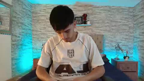 Snapshot of axel_draven chatting on June 11, 11:41 am axel_draven online show from June 11, 11:41 am