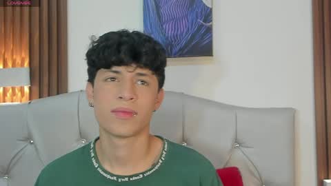Snapshot of axel_evanss chatting on May 16, 11:53 am Axel Evanss online show from May 16, 11:53 am