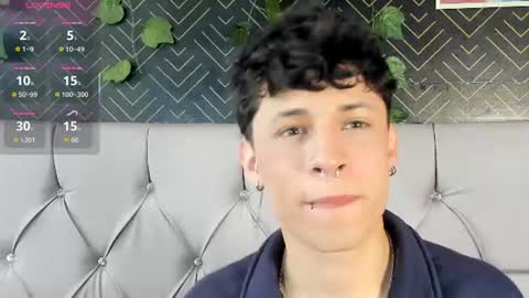 Snapshot of axel_evanss chatting on July 28, 2:13 pm Axel Evanss online show from July 28, 2:13 pm