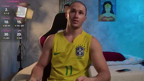 Axel Fairchaild online show from February 28, 1:12 pm