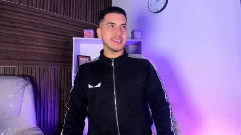 axel_grey_ online show from November 26, 12:17 pm