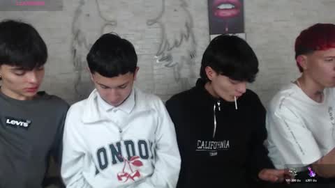 axel_milo_and_kairo online show from November 22, 4:33 am