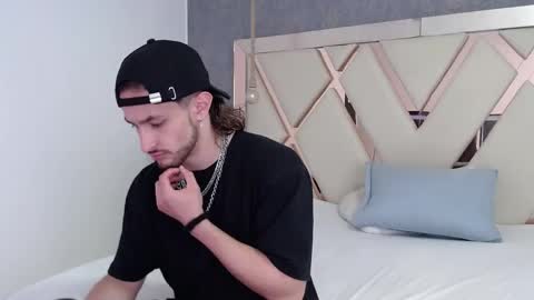 Snapshot of axel_porn_ chatting on May 30, 3:09 pm Axel online show from May 30, 3:09 pm