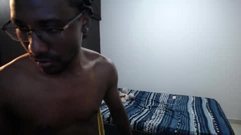 Snapshot of axel_rios_207467 chatting on May 9, 9:42 pm axel rios online show from May 9, 9:42 pm