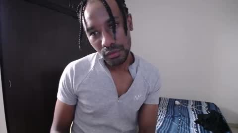 Snapshot of axel_rios_207467 chatting on May 11, 3:40 pm axel rios online show from May 11, 3:40 pm
