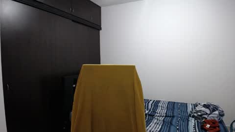 Snapshot of axel_rios_207467 chatting on May 12, 7:33 pm axel rios online show from May 12, 7:33 pm