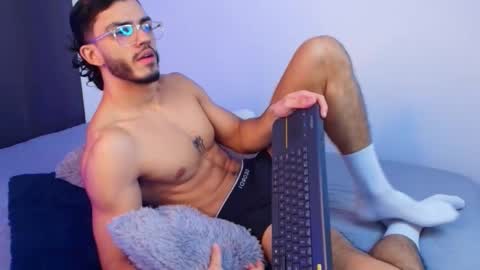 axel stein NEW ACCOUNT online show from December 2, 12:49 am