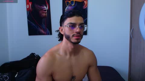 Snapshot of axel_stein03 chatting on May 5, 7:44 pm axel stein NEW ACCOUNT online show from May 5, 7:44 pm