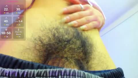 Snapshot of axel_tay1 chatting on October 18, 3:53 am AXEL online show from October 18, 3:53 am