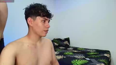 Snapshot of axel_willows chatting on November 16, 8:03 pm SHOW WILLOWS online show from November 16, 8:03 pm