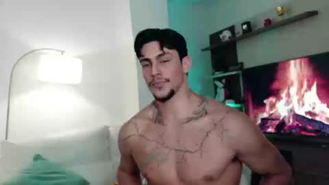 axelblack7 online show from March 11, 4:24 pm