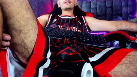 Axell Cross2 online show from July 31, 2:16 pm