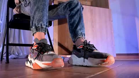 im your little femboy  ALEX   online show from February 10, 9:04 pm