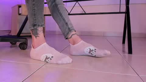 im your little femboy  ALEX   online show from December 20, 9:55 pm