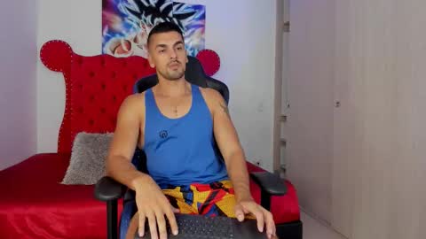 Axel online show from November 25, 5:57 pm