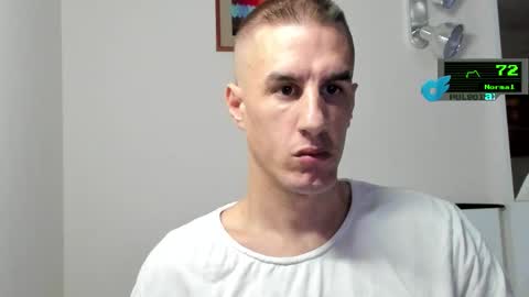 Axl online show from November 9, 12:53 am