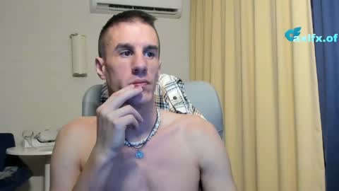 Snapshot of axl_fx chatting on May 13, 1:14 am Axl online show from May 13, 1:14 am