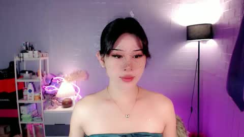 AYAHOSHILOVESYOU online show from March 29, 11:27 pm