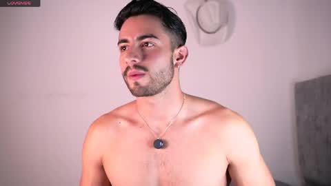 Snapshot of aydan_stiven9 chatting on June 6, 8:02 pm AYDAN STIVEN OF AYDANSTIVEN online show from June 6, 8:02 pm