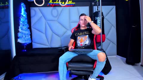 Ayden Miller online show from December 28, 12:36 am