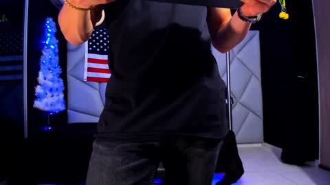 Ayden Miller online show from December 31, 11:39 pm