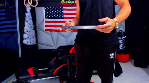 Ayden Miller online show from January 4, 4:23 am