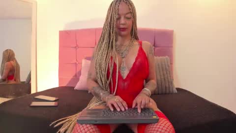 ayira_caramel online show from February 13, 12:23 pm