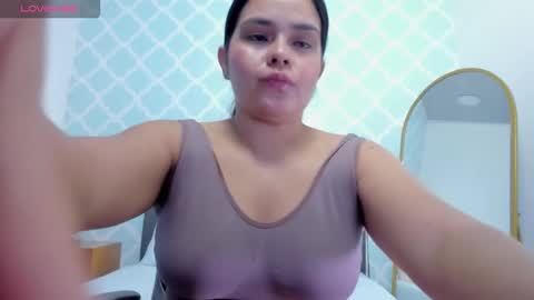 Alyda Jaramillo online show from February 15, 9:52 am
