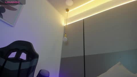 Snapshot of ayla13_ chatting on May 30, 4:04 pm Alyda Jaramillo online show from May 30, 4:04 pm